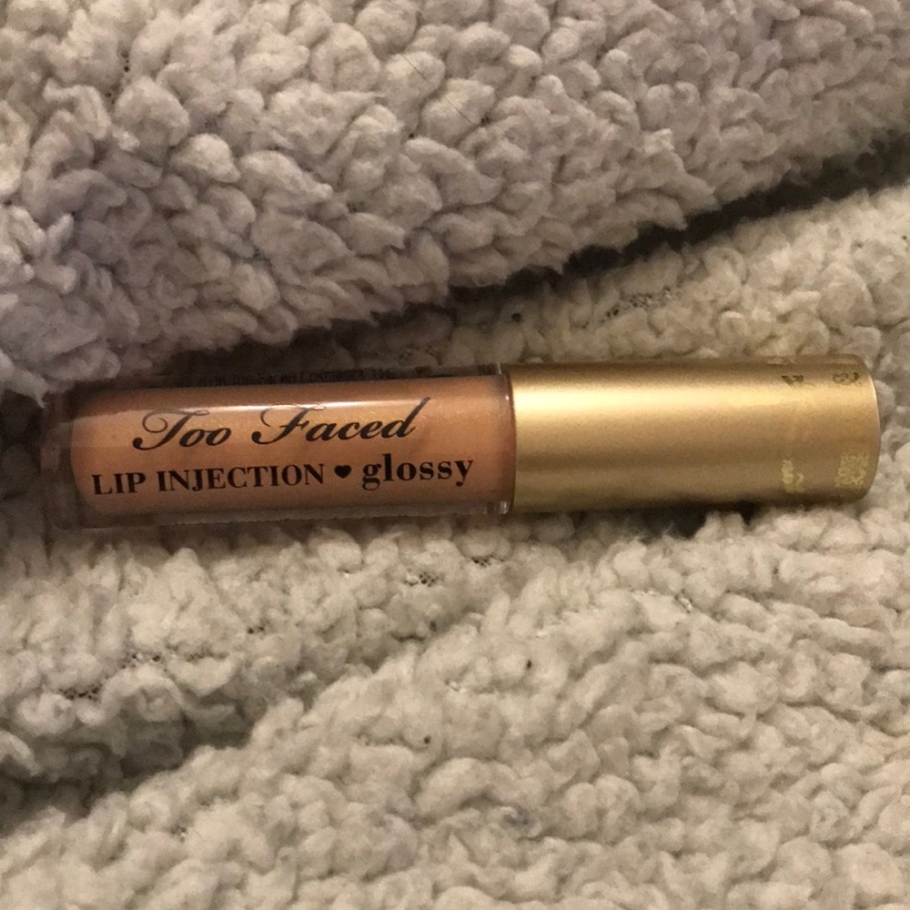 Too Faced Lip Injection Gloss